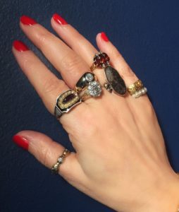 Danielle takes the ring out for a spin in San Francisco and visits Metier SF where she tries on a few other rings with the wandering agate