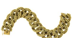 Van Cleef & Arpels 18k gold bracelet of interlocking woven links., circa 1970s