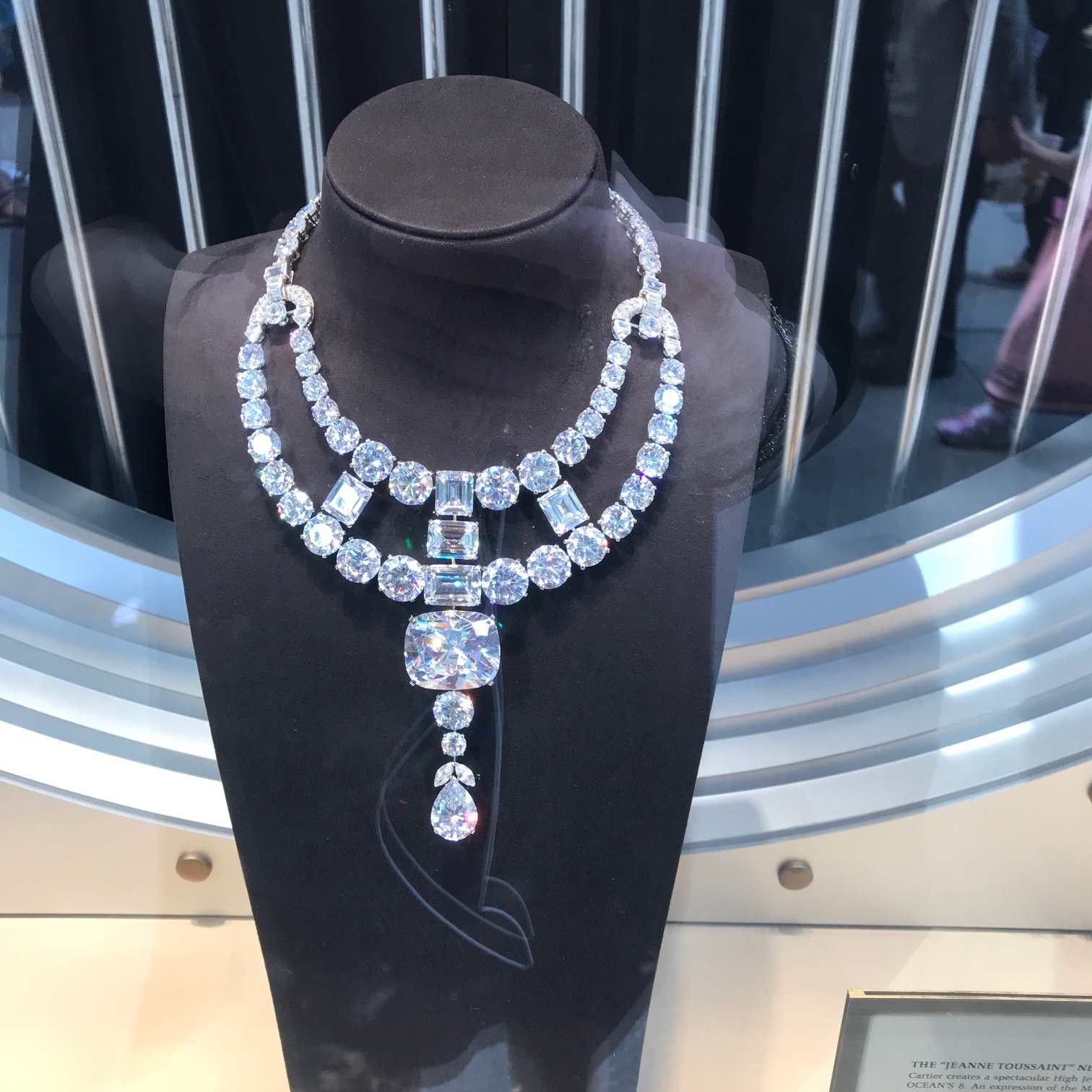 toussaint necklace featured in ocean's eight
